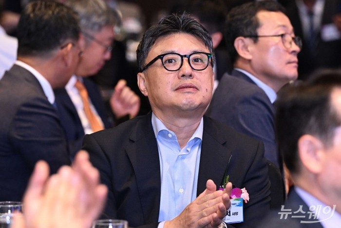 김종서 한화오션 사장이 11일 오후 서울 서초구 엘타워에서 열린 2024 제21회 조선해양의 날 기념식에 참석해 자리하고 있다. 사진=강민석 기자 kms@newsway.co.kr