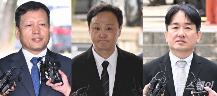 (왼쪽부터)구영배 큐텐그룹 회장과 류광진 티몬 대표, 류화현 위메프 대표가 10일 오전 서울 서초구 중앙지방법원에서 열린 구속 전 피의자 심문(영장실질심사)에 특정경제범죄 가중처벌 법률 위반(사기·횡령·배임) 등 혐의로 법원에 각각 출석하고 있다. 사진=강민석 기자 kms@newsway.co.kr