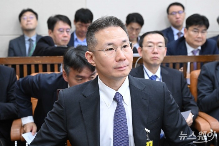 김경훈 구글코리아 사장이 28일 오후 서울 여의도 국회 기획재정위원회에서 열린 기획재정부·국세청·관세청·조달청·통계청에 대한 2024년도 종합국정감사에 증인으로 출석해 자리하고 있다. 사진=강민석 기자 kms@newsway.co.kr