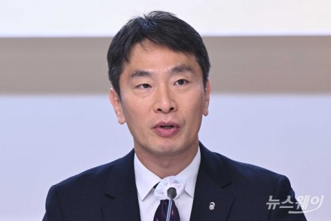 이복현 금감원장 "은행 경영관리 취약···신상필벌 조직문화 갖춰야"