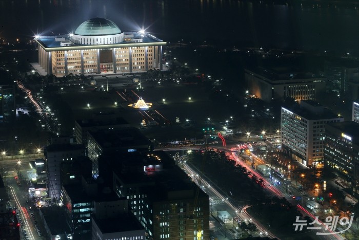 "국민의힘 의총은 의원들 '투표 방해'행위"