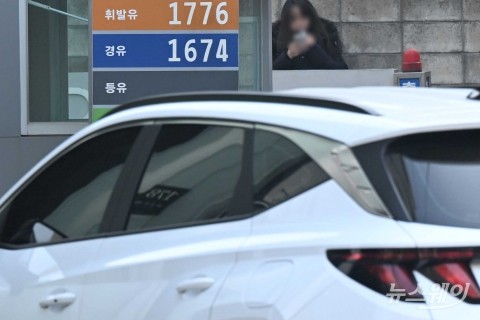 국내 휘발유·경유값 4주 연속 하락···국제유가 약세 영향