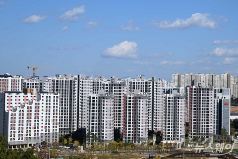 &quot;압구정2구역 수주에 사활 걸어라&quot;···'오세철vs이한우' 도시정비팀 총 소집령