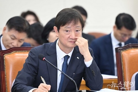 이찬진 &quot;농협생명 리베이트 사실관계 확인 중···위법시 엄중 조치&quot;