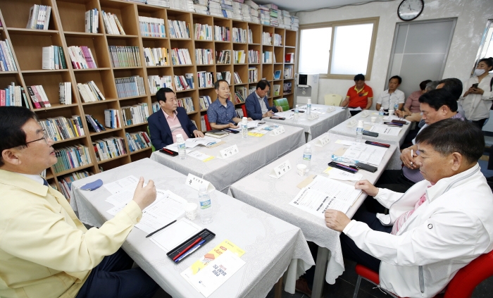 전통시장.상점가 상인회장 간담회 모습