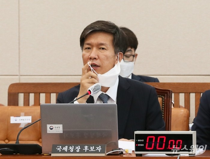 김대지 국세청장. 사진=이수길 기자 leo2004@newsway.co.kr