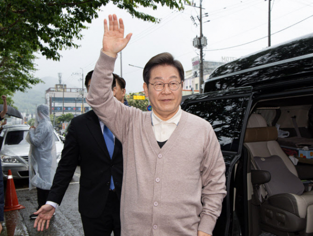 이재명 "국민 생명 지키는데 '과잉' 없어···불안해하지 않는 나라 만들 것"